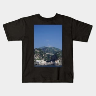 amalfi coast southwestern italy seaside town view from sea Kids T-Shirt